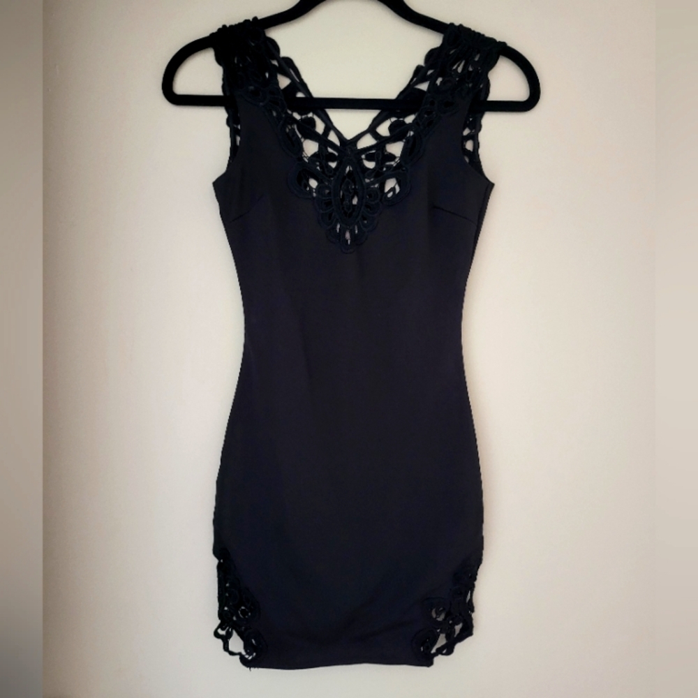 Dress The Population Bodycon Lace Back Dress XS